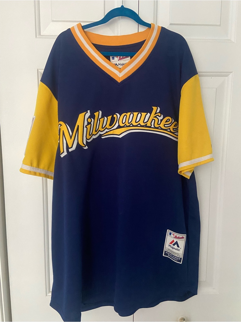 milwaukee brewers players weekend “yeli” jersey